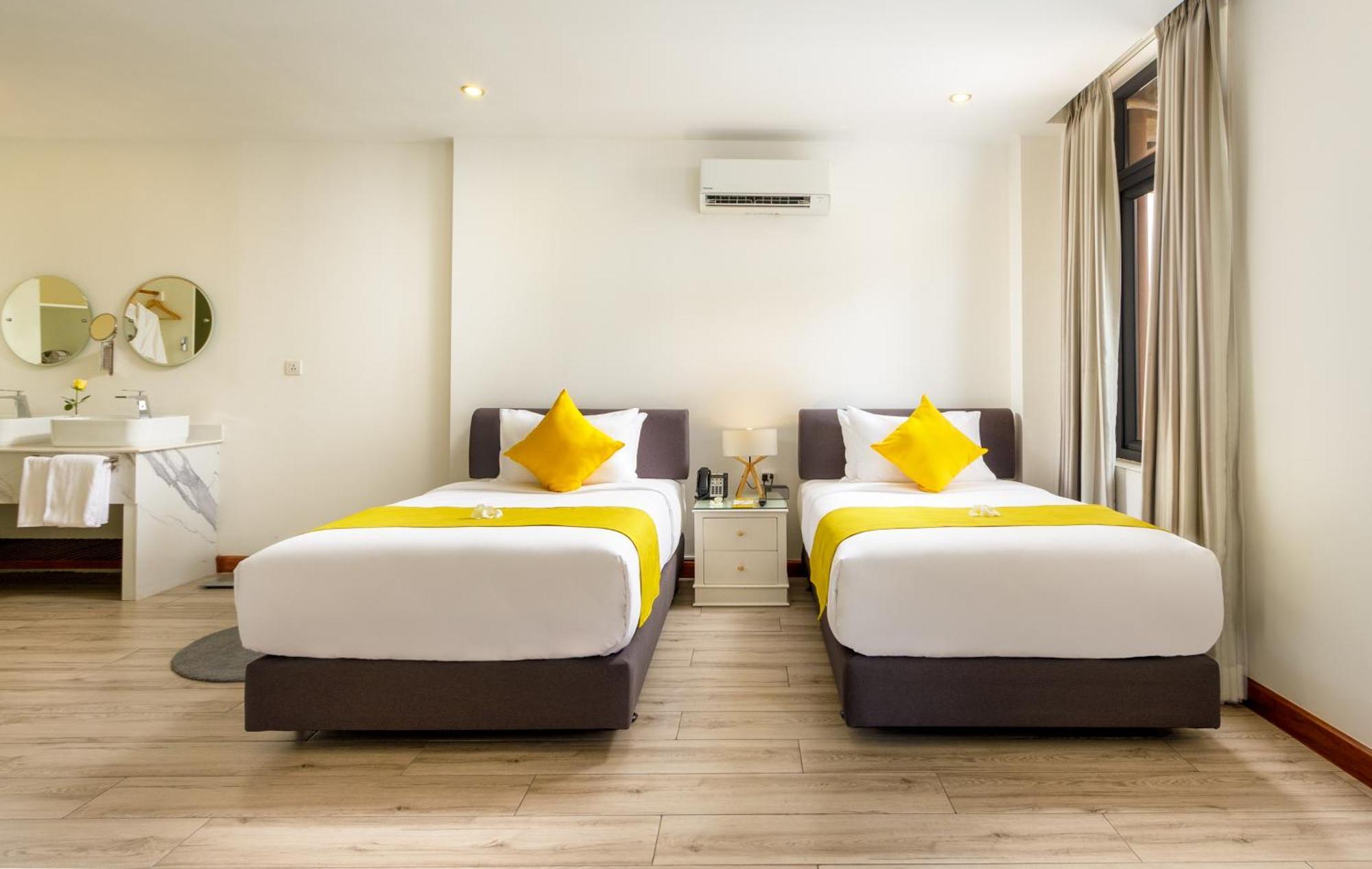 Jaya Suites Hotel Phnom-Penh Buitenkant foto