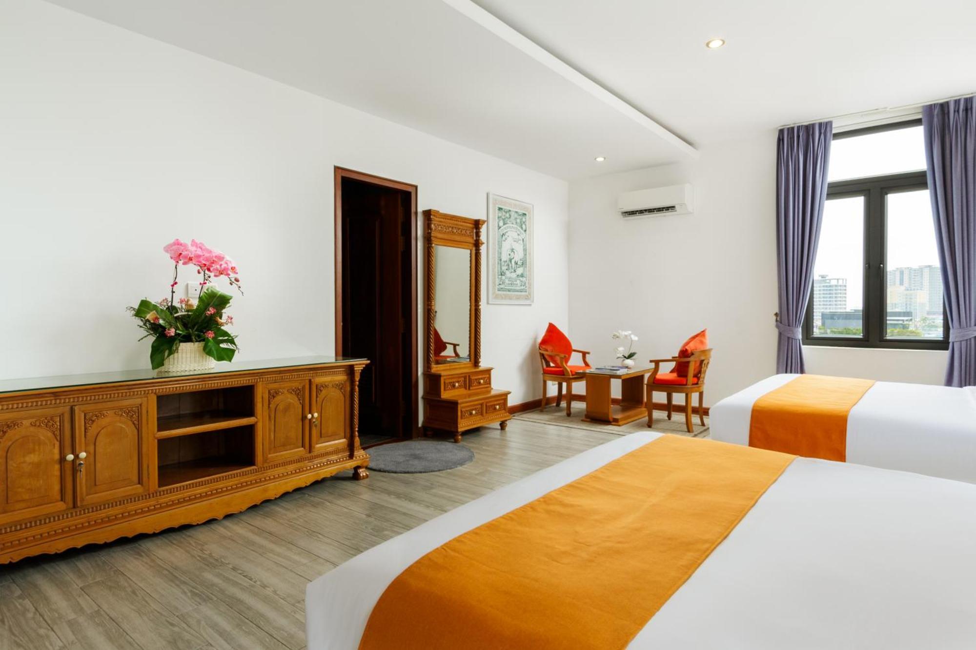 Jaya Suites Hotel Phnom-Penh Buitenkant foto