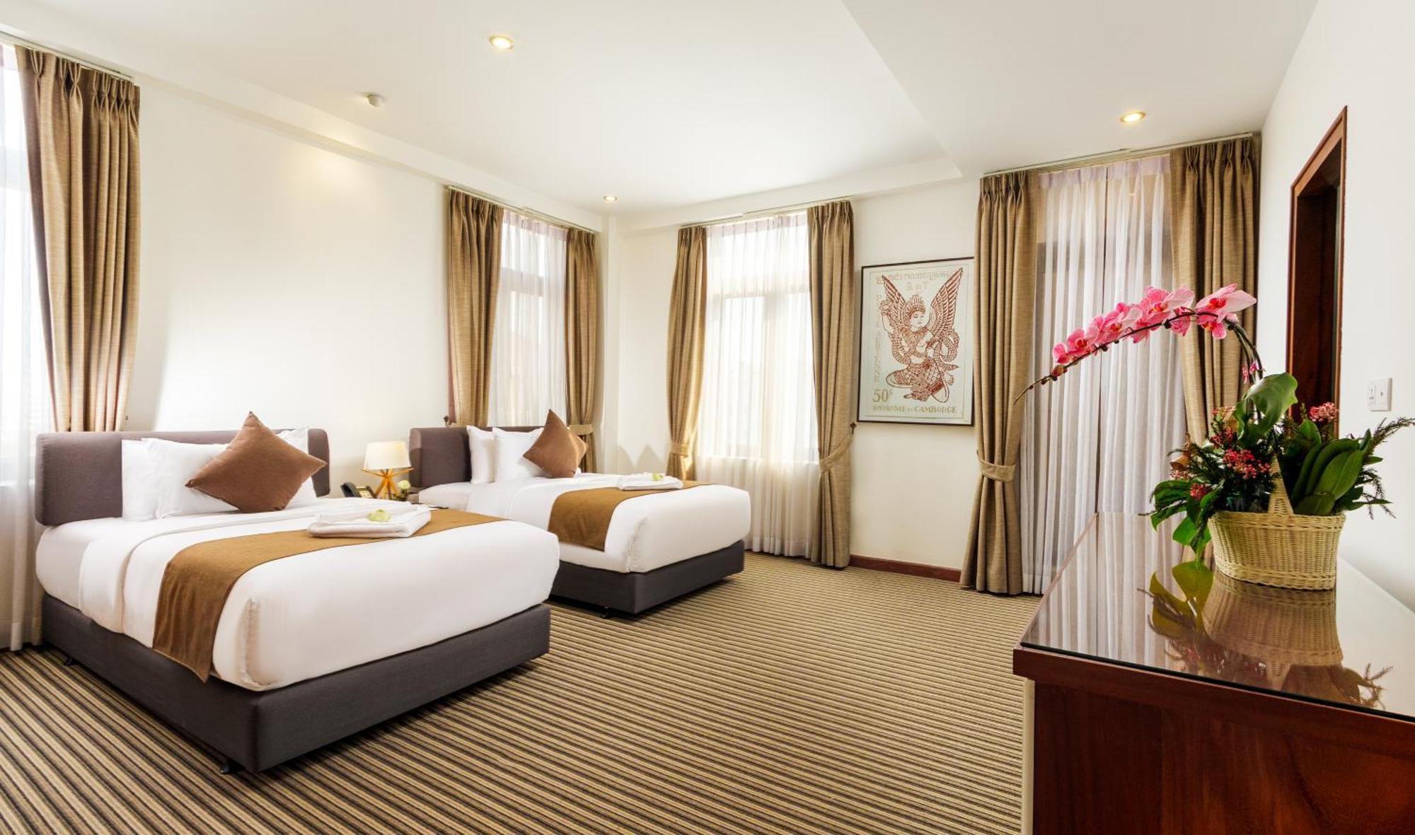 Jaya Suites Hotel Phnom-Penh Buitenkant foto