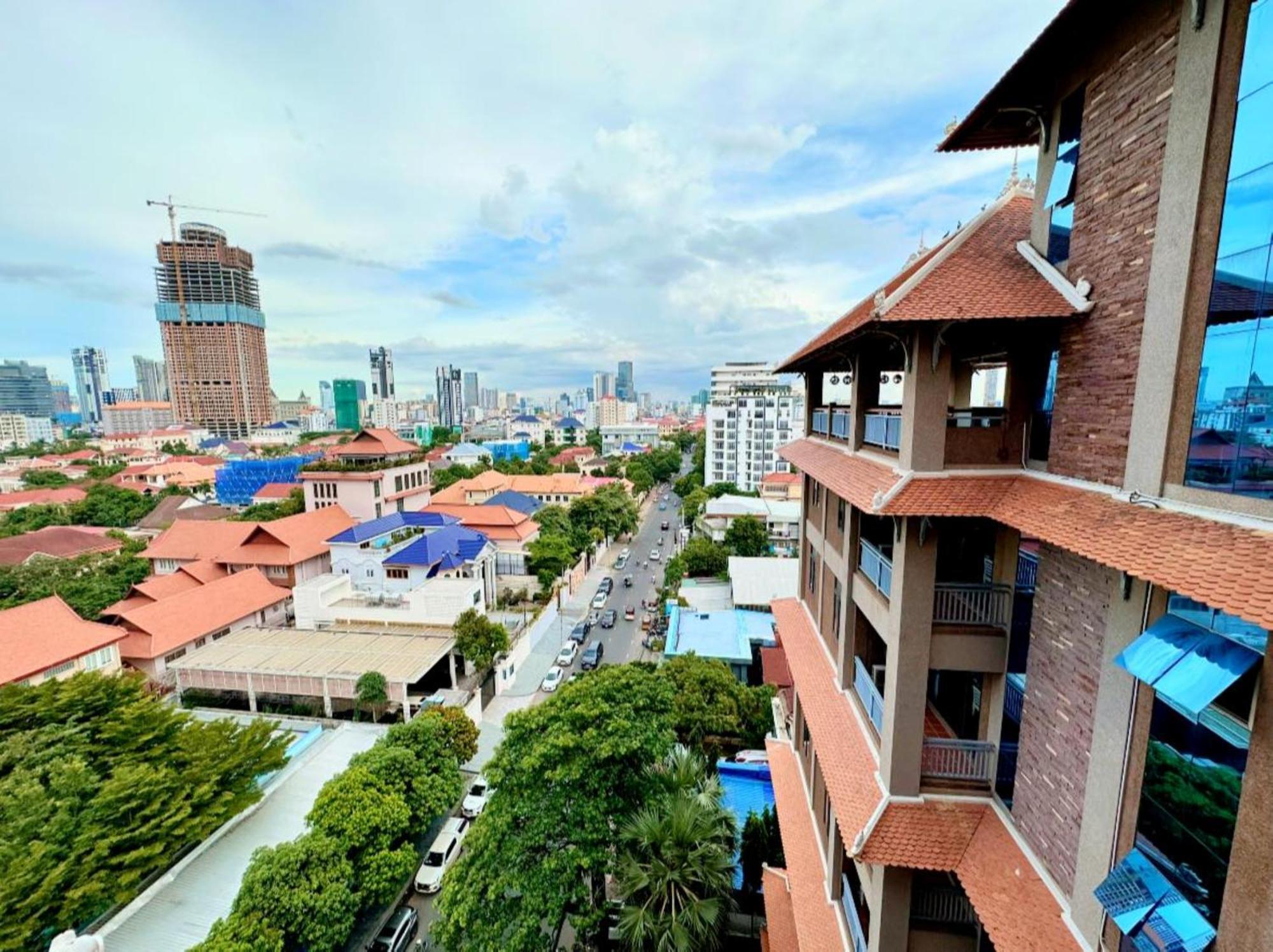 Jaya Suites Hotel Phnom-Penh Buitenkant foto