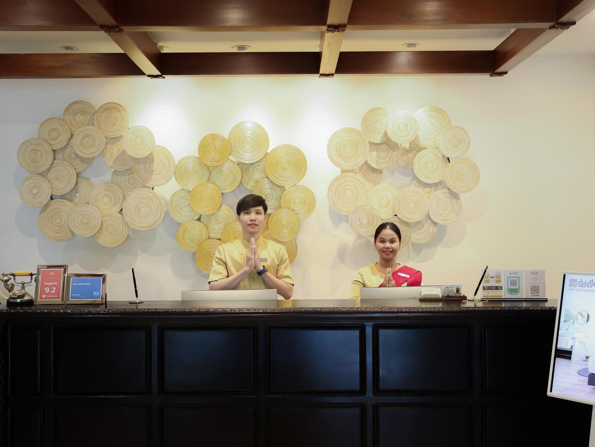 Jaya Suites Hotel Phnom-Penh Buitenkant foto
